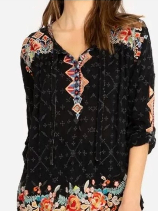 Johnny Was Tops - Jonny Was Embroidered Gina Long Sleeve Blouse Tubic In Black